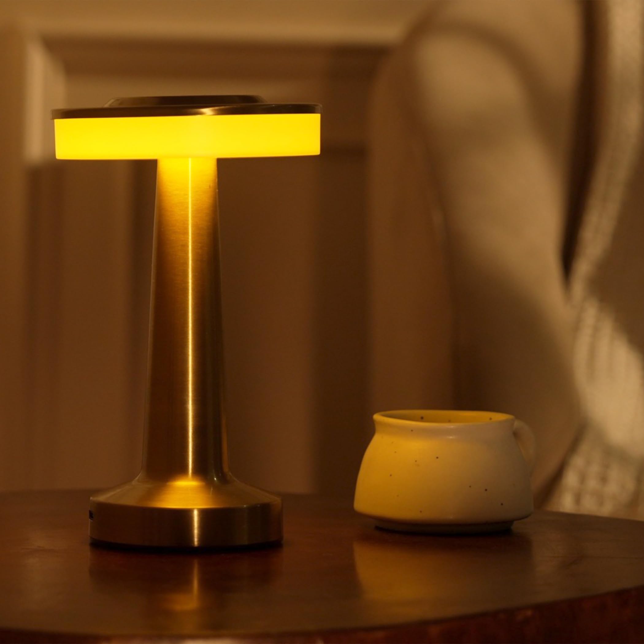 NYRWANA Table Lamp | 2000mAh Battery | Home Decor, Lamp, Lamps for Bedroom and Living Room, Stepless Dimming, 3 Colour Touch Control, USB-C Charging (Metal - Gold)